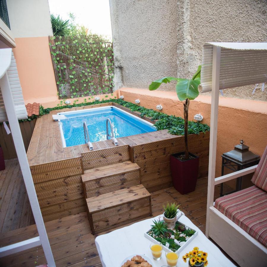 Chrisandro Apartments Atene Esterno foto
