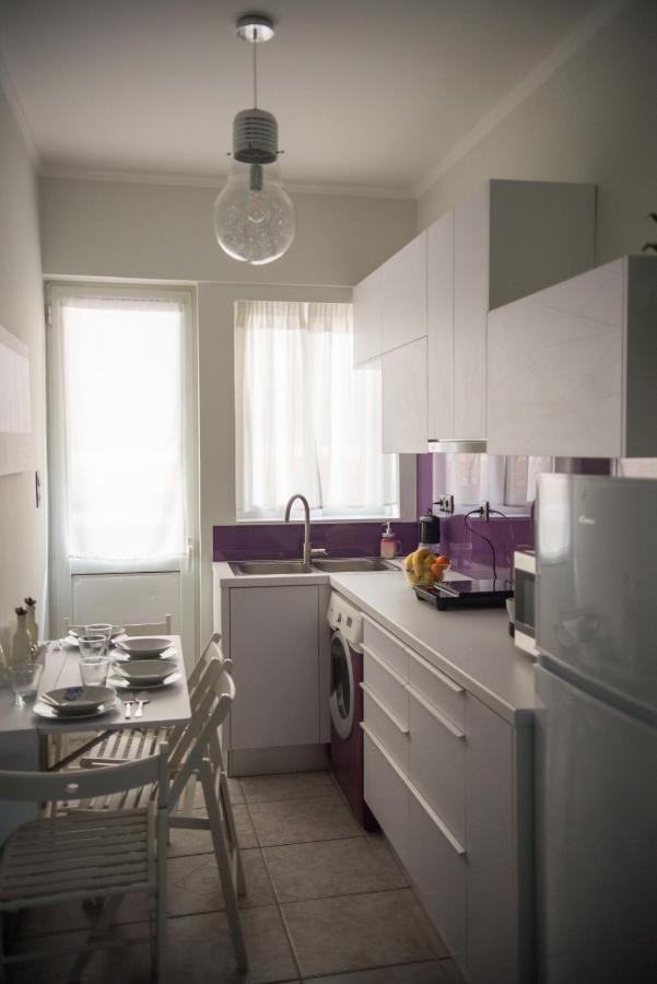 Chrisandro Apartments Atene Esterno foto